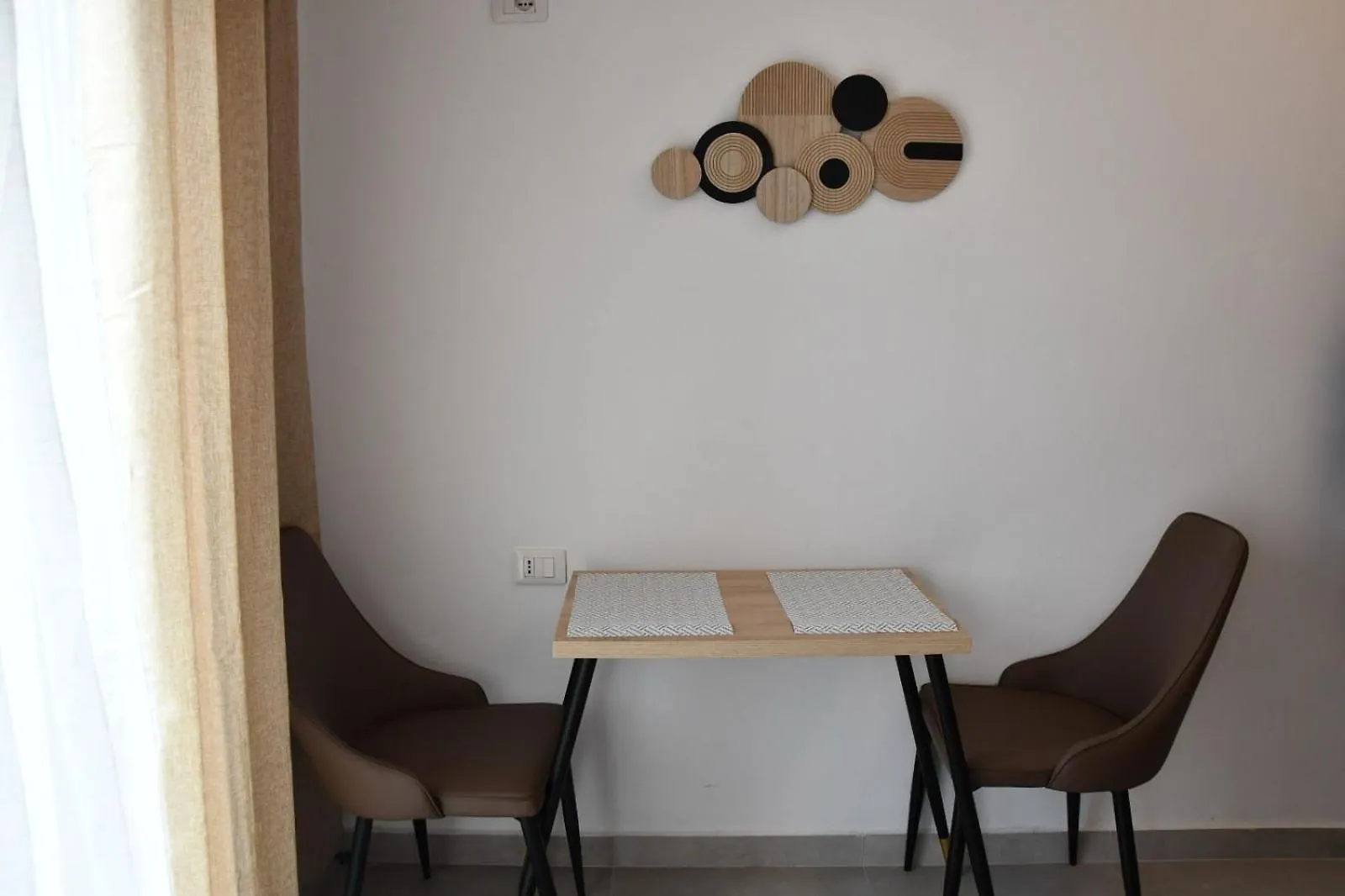 Cozy Apartment Near New Bazaar & Free Parking Tirana 0*,  Albania
