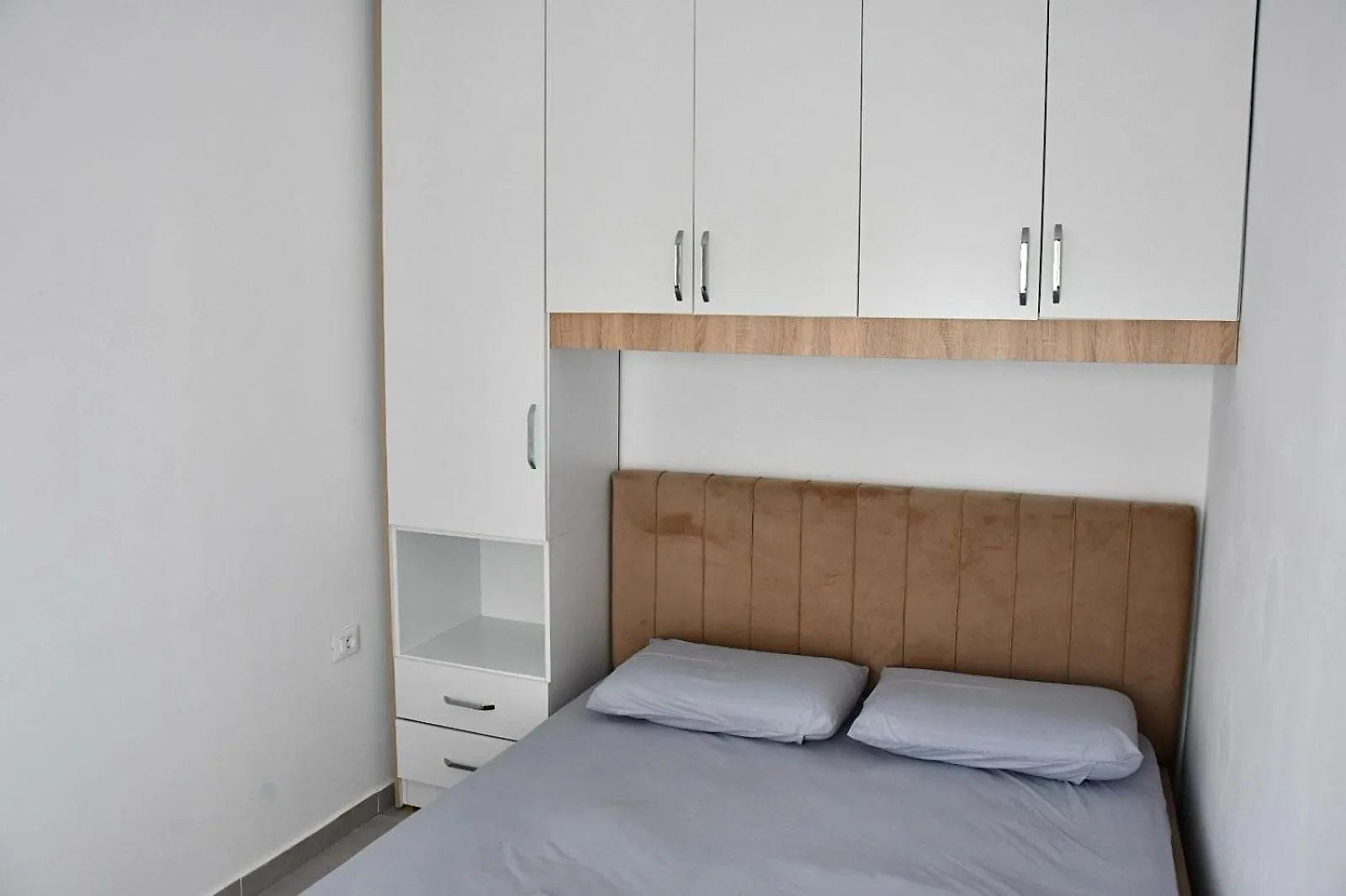 Cozy Apartment Near New Bazaar & Free Parking Tirana 0*,  Albania